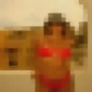 Charmante Axelle, 19 ans à Saint-Georges-d'Orques - la contacter