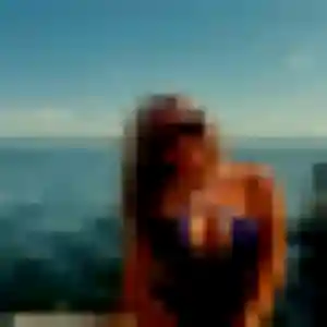 Virginie, 28 ans, connectée à Saint-Juéry pour une rencontre coquine
