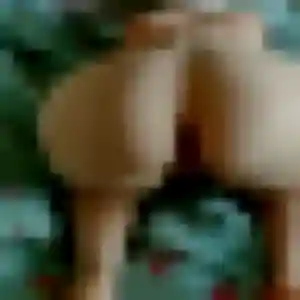 Photo de Flore à Saint-Loubès (38 ans) - rencontre cougar discret