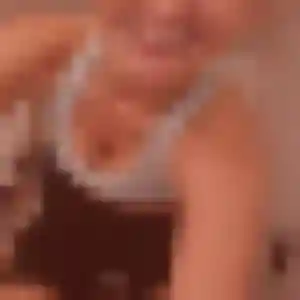 Oceane, femme de 24 ans veut rencontre cougar à Saint-Martin-la-Pallu