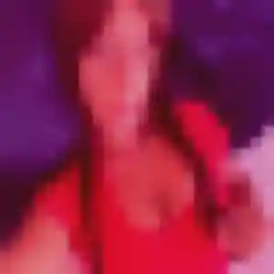 Cindy de Saint-Nicolas-de-Port, 23 ans - rencontre cougar sans prise de tête