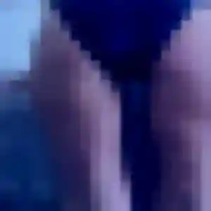 Photo de Leonore à Saint-Orens-de-Gameville (32 ans) - rencontre cougar anonyme