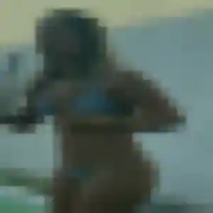 Photo exclusive de Romane, 34 ans à Saint-Pierre-en-Faucigny - plan discret
