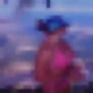 Estelle, fille de 25 ans cherche rencontre cougar à Saint-Priest-en-Jarez