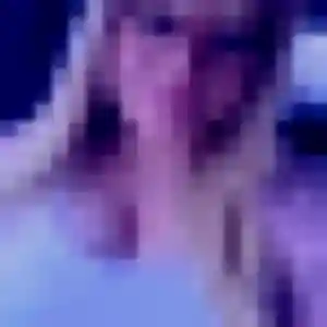 Suzanne, 21 ans, veut un rencontre cougar à Saint-Privat-des-Vieux