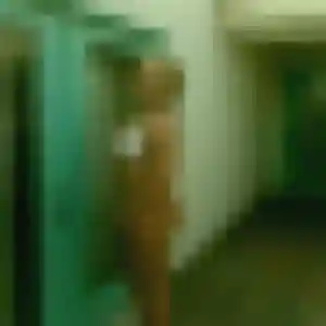 Alicia de Saint-Saturnin-lès-Avignon, 21 ans - rencontre cougar discret