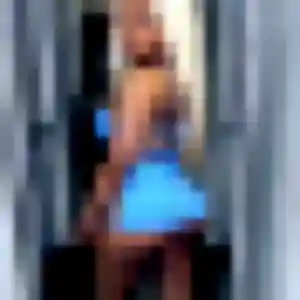 Inaya, 32 ans, disponible à Sainte-Suzanne pour un rencontre cougar