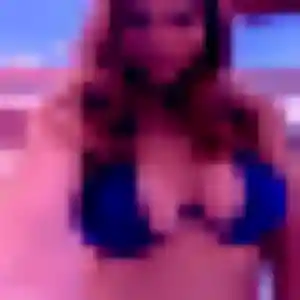 Margaux, 20 ans, connectée à Scaër pour une rencontre coquine