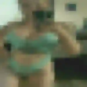 Wahiba, 41 ans, veut un rencontre cougar à Tassin-la-Demi-Lune
