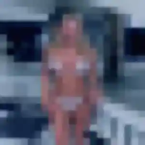 Sexy Delphine, 24 ans à Tinqueux - découvrir son profil