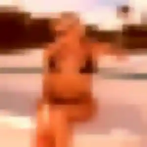 Photo de Magalie à Torcy (24 ans) - rencontre cougar anonyme