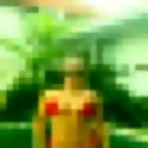 Ivana, 21 ans, en ligne à Toul pour un rencontre cougar