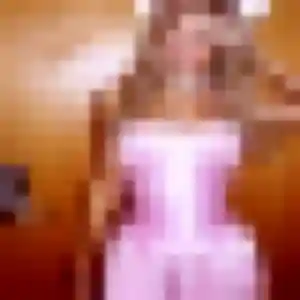 Alessandra, fille de 23 ans cherche rencontre cougar à Villars