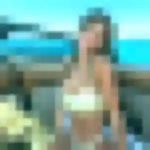 Fanny, 22 ans, en ligne à Ville-d'Avray pour un rencontre cougar